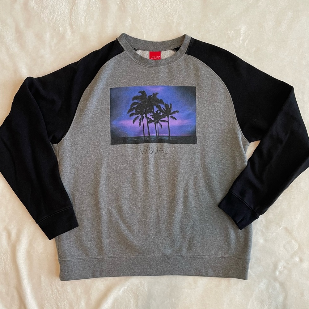 Visual sweatshirt